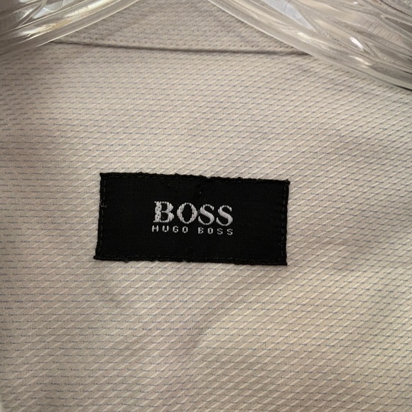 HUGO BOSS Size 16 1/2 34/35 - Picture 2 of 3